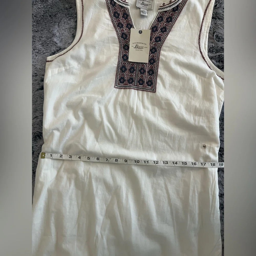 NWT GH Bass & Co. White Cotton Embroidered Dress Midi V neck Sleeveless medium